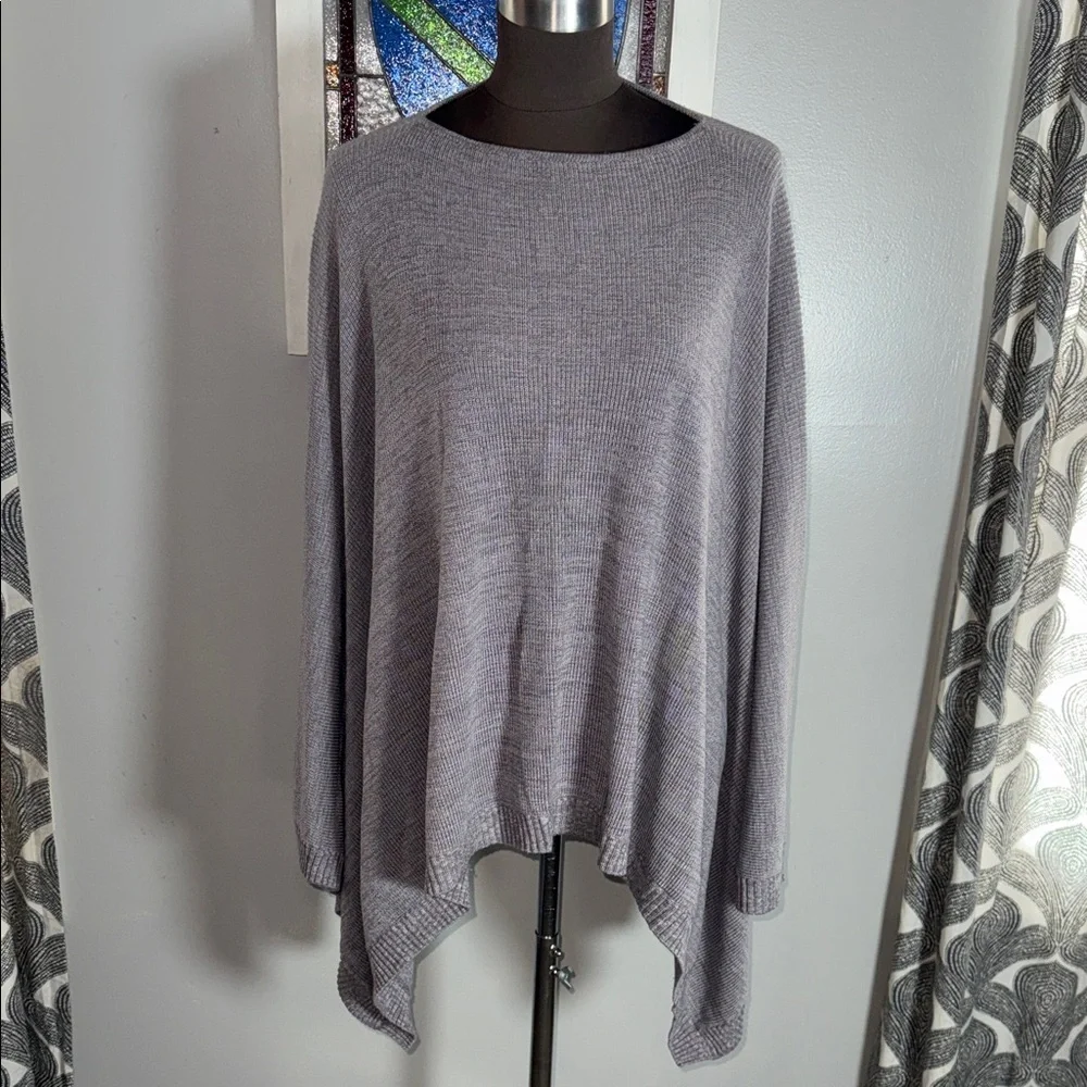 lululemon athletica | Sweaters | Lululemon Forward Flow Cape Poncho ...